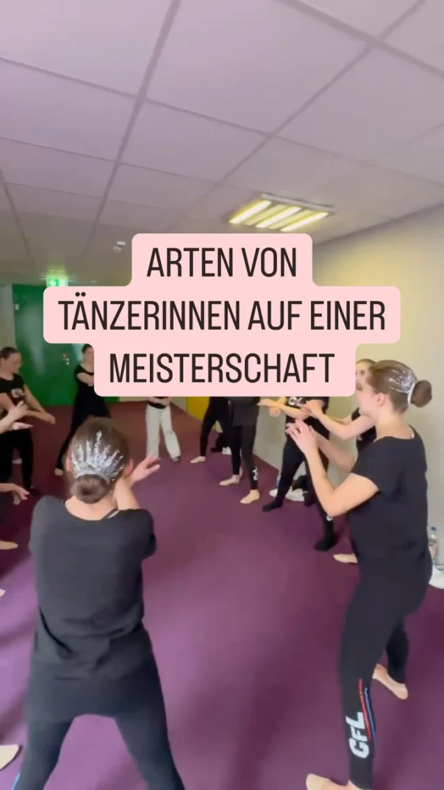 Arten von Tänzerinnen auf einer Meisterschaft 😂

#meisterschaft #championship #fun #temalove #dance #artenvon